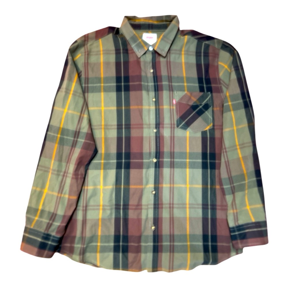 MEN’S LEVI’S SHIRT